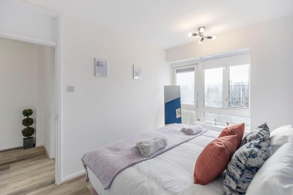Shard View 2Br Next Tower Bridge Londres Exterior foto